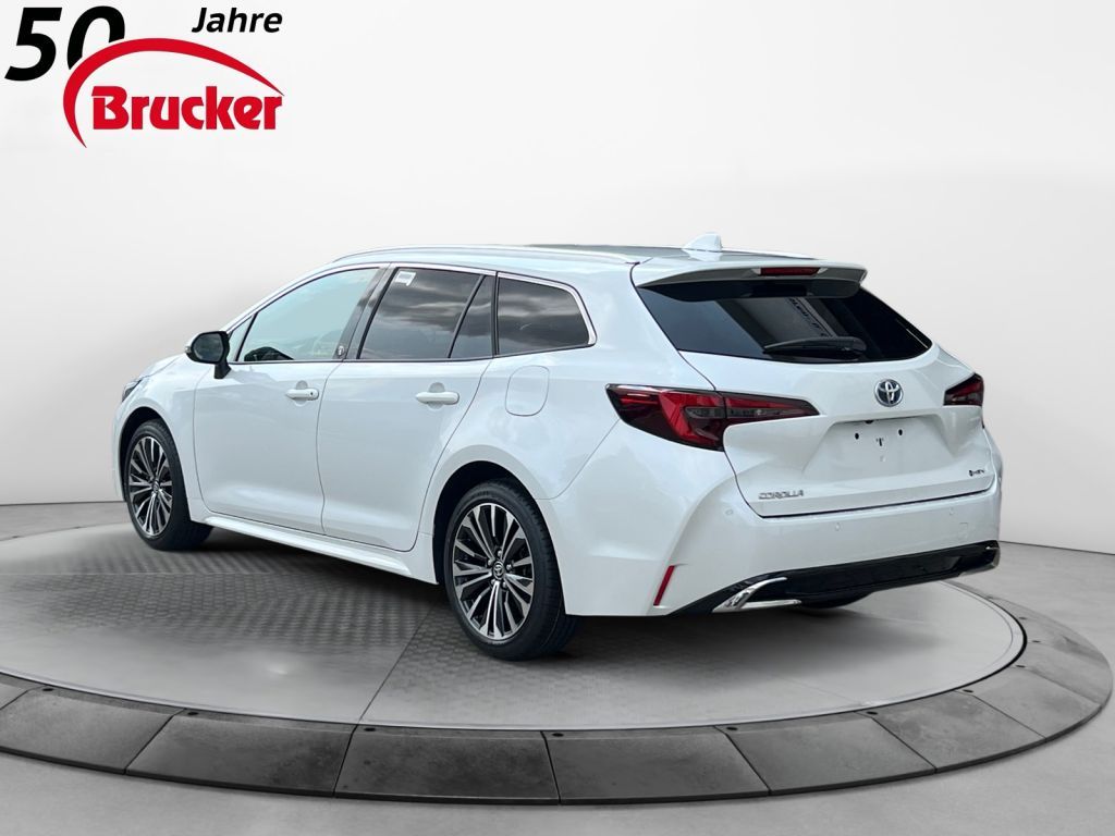 Toyota Corolla 2.0 Hybrid TS Team D