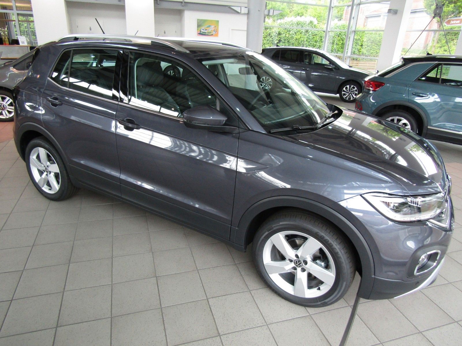 Volkswagen T-Cross Style 1.0 l TSI - Samsaru's Car Outlet