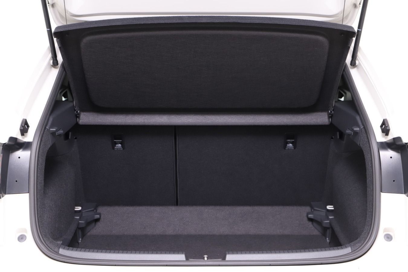Volkswagen Taigo 1.0 TSI DSG R-Line - Samsaru's Car Outlet
