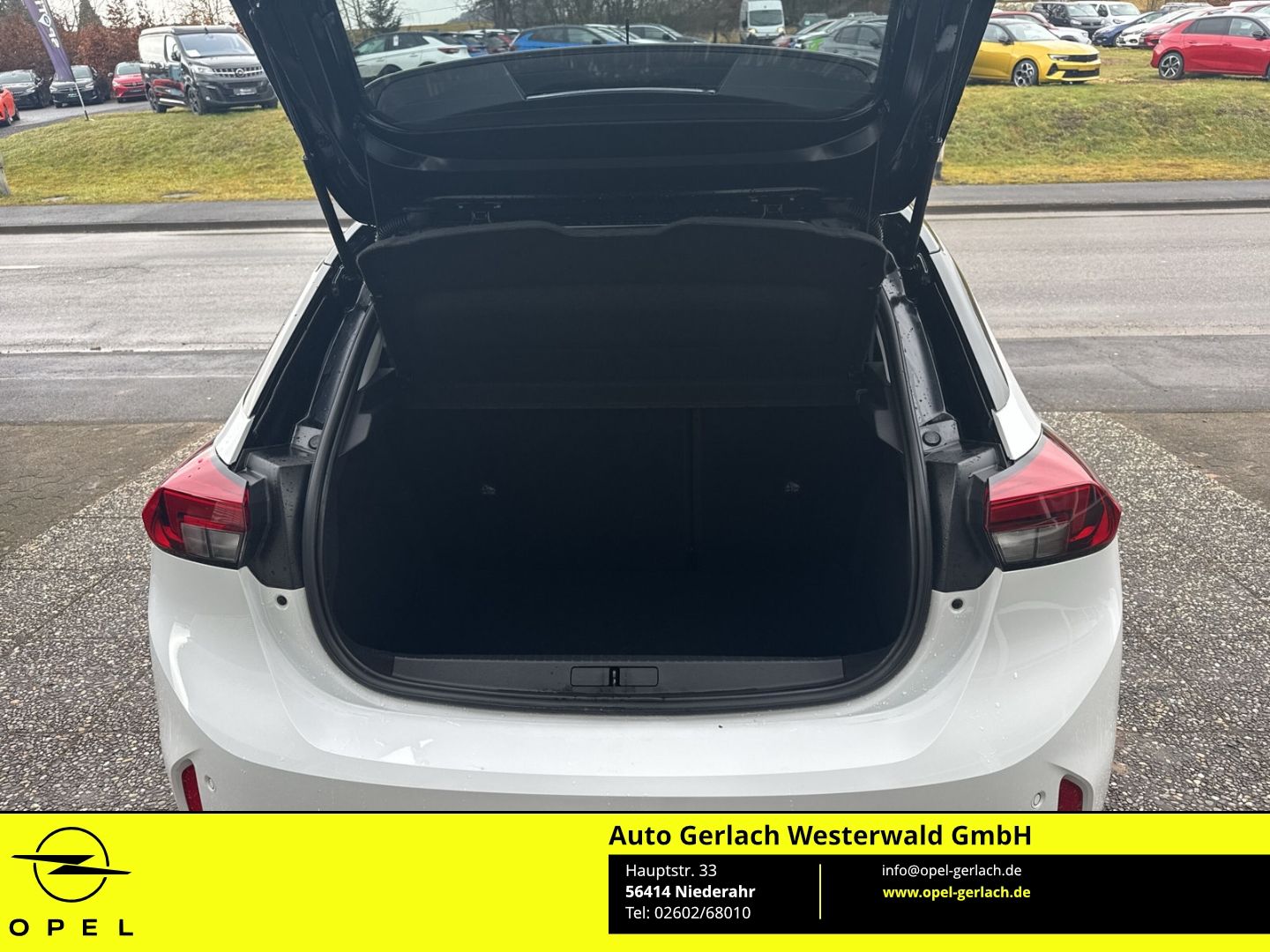 Opel Corsa F Elektro Elegance - Samsaru's Car Outlet