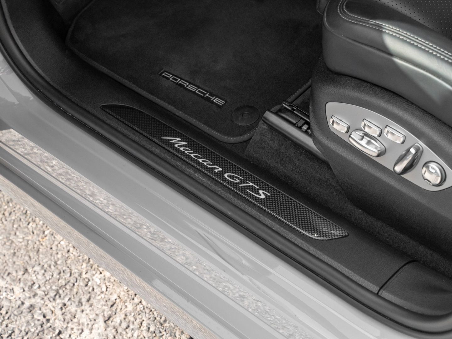 Porsche Macan GTS 21-Zoll AHK BOSE Pano Luft 18-Wege