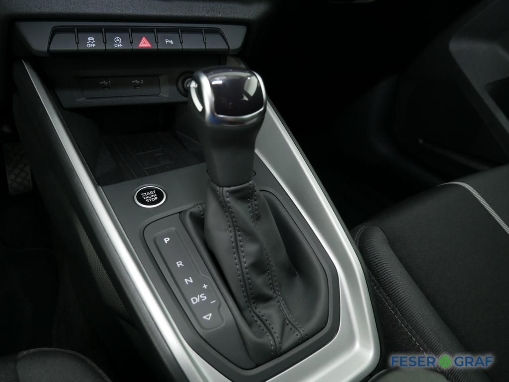 Audi A1 30 TFSI Sportback virtual Cockpit/ smartphone