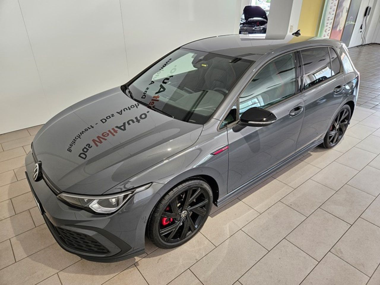 Volkswagen Golf 2.0 TSI GTI DSG BlackStyle - Samsaru's Car Outlet