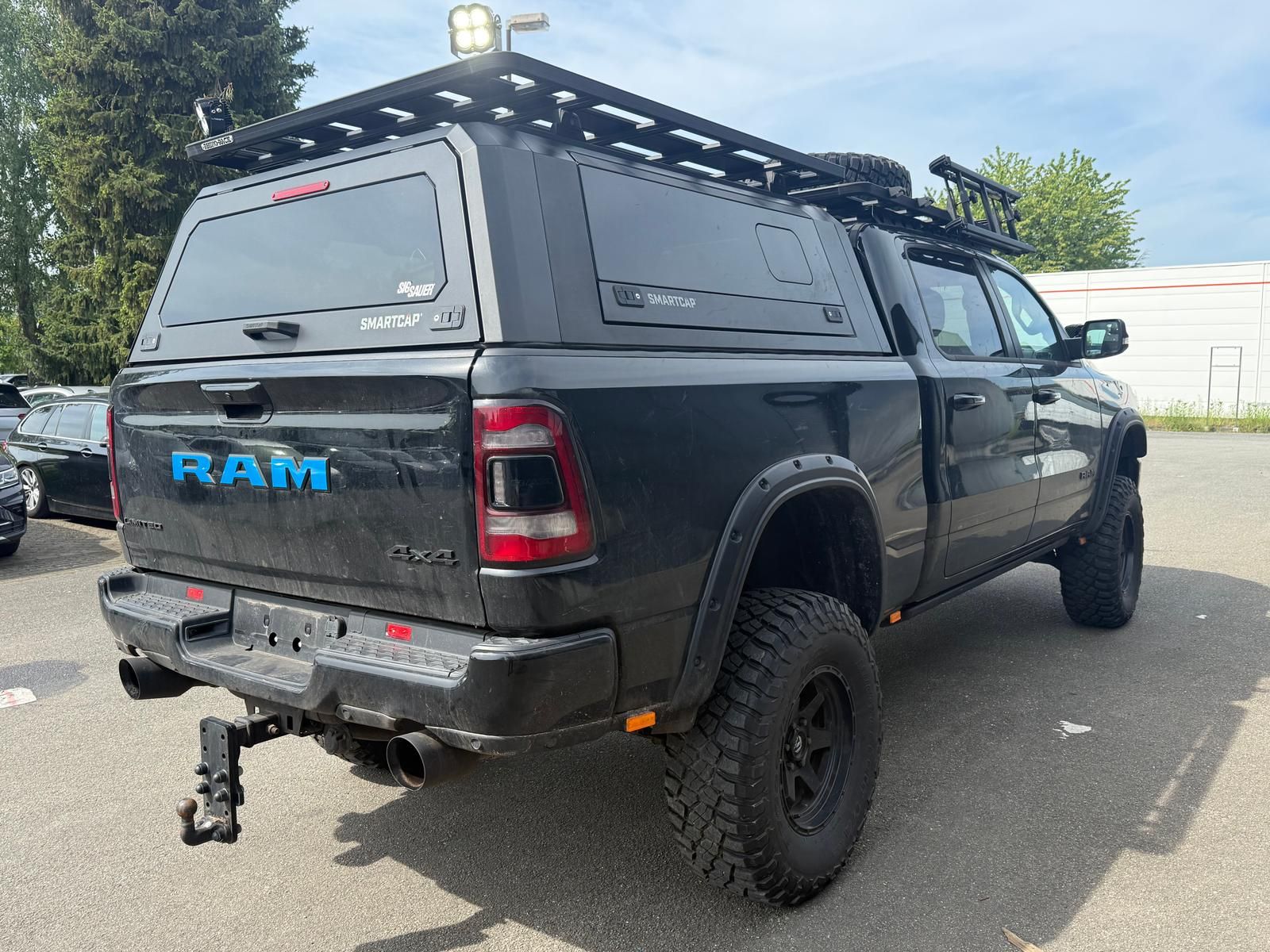 Dodge RAM HEMI 5.7 1500 Limited Crew Cab LB Off-Road