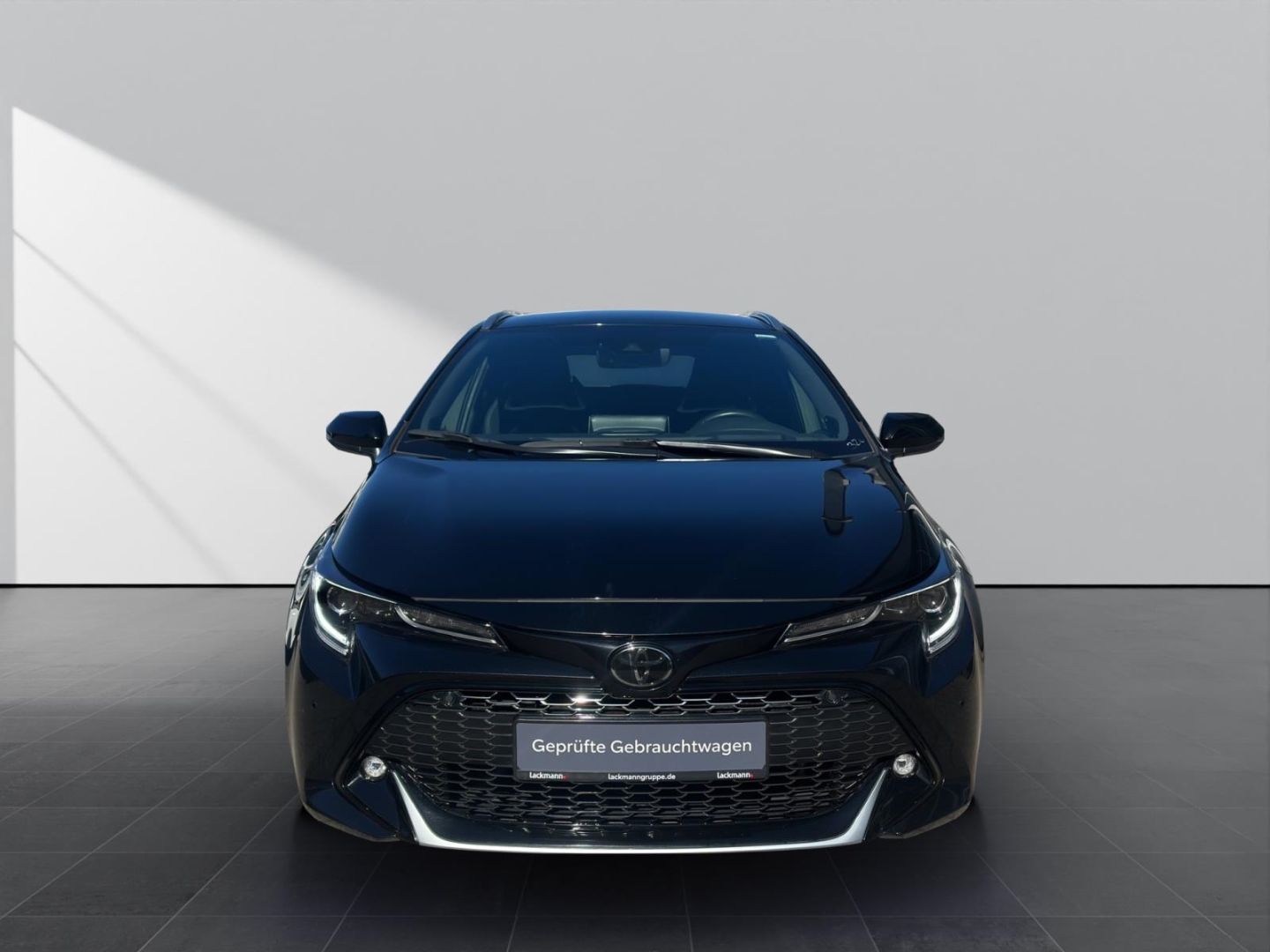 Toyota Corolla 2.0 Hybrid TS GR Sport - Samsaru's Car Outlet