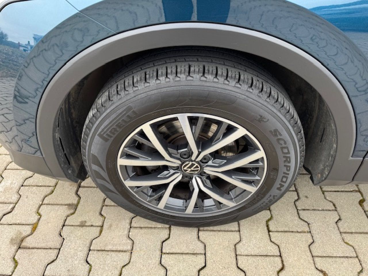 Volkswagen Tiguan Life 1.5 TSI - Samsaru's Car Outlet