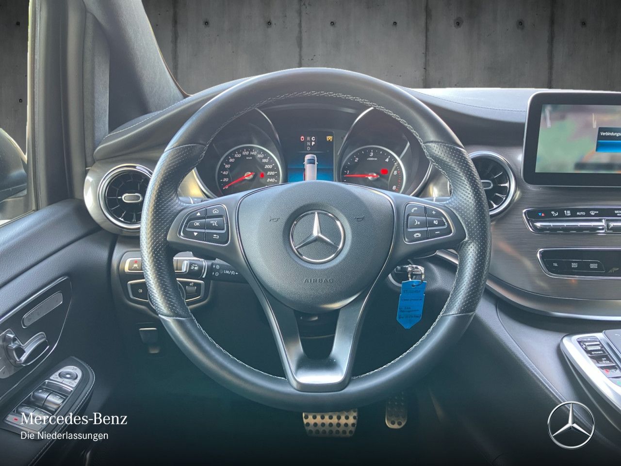 Mercedes-Benz V 300 d EXCLUSIVE EDITION - Samsaru's Car Outlet