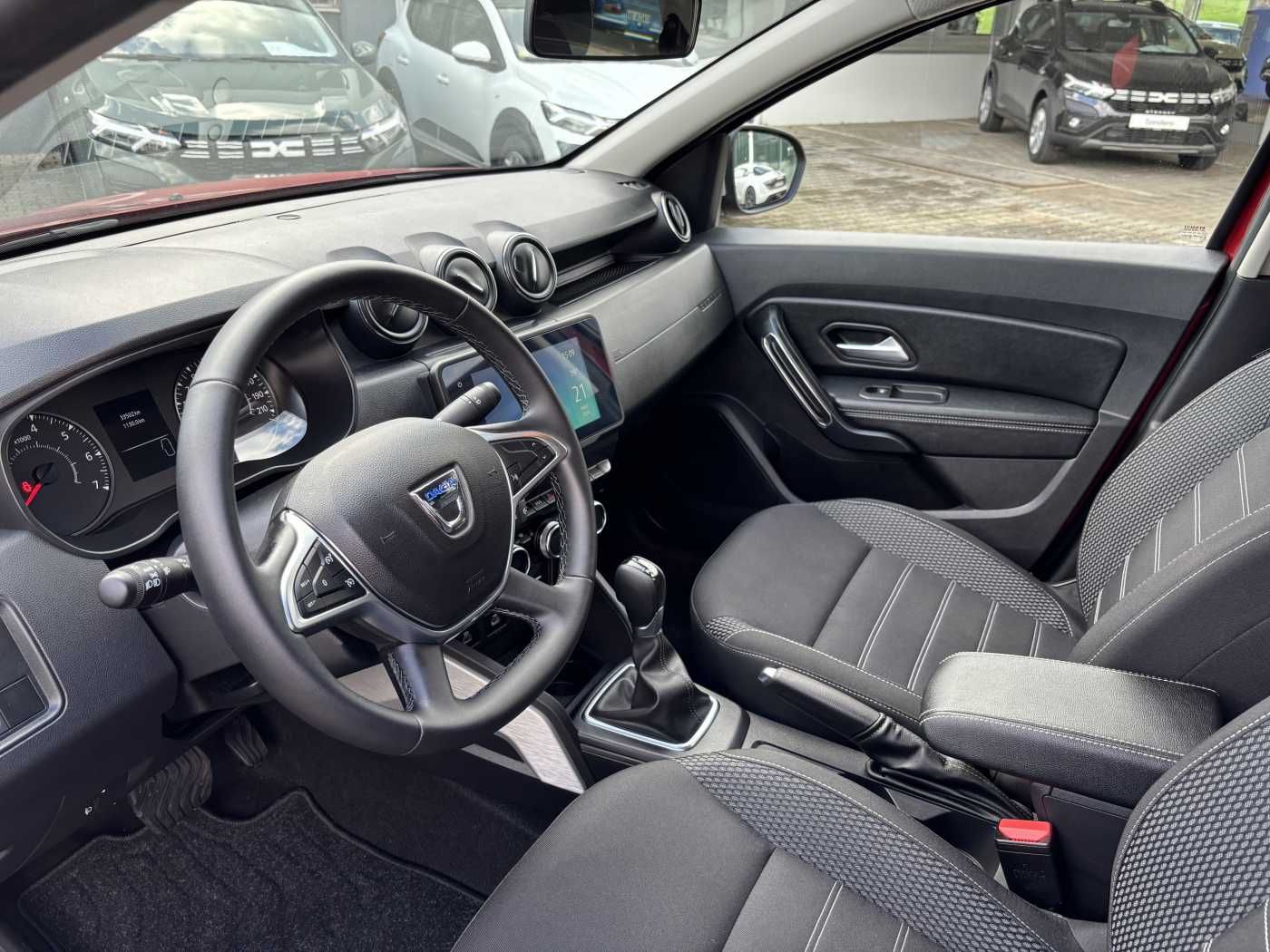 Dacia Duster Prestige TCe 150 EDC - Samsaru's Car Outlet