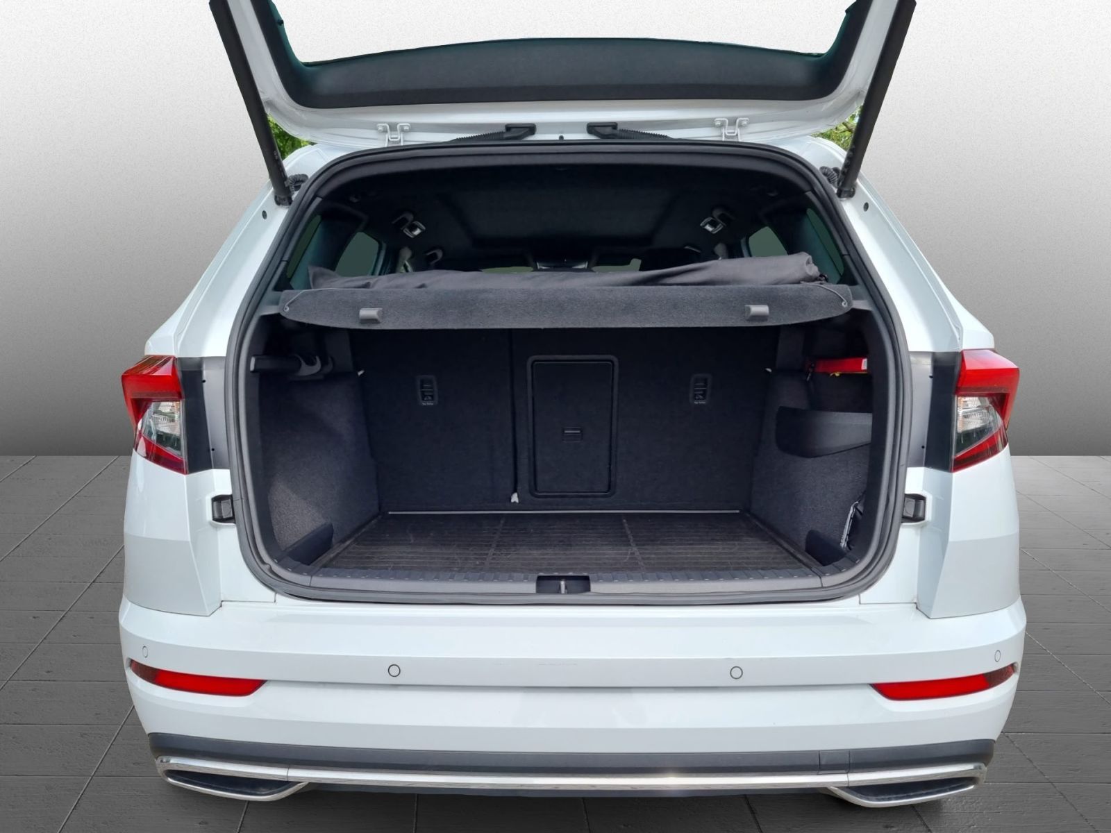 Skoda Karoq Sportline 2.0TSI 4x4 DSG Navi LED Panorama