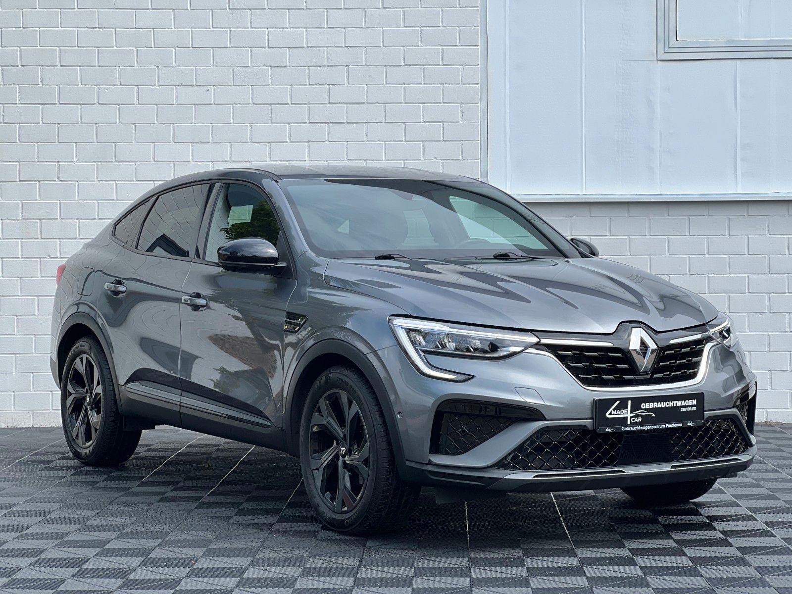 Renault Arkana R.S. Line - Samsaru's Car Outlet