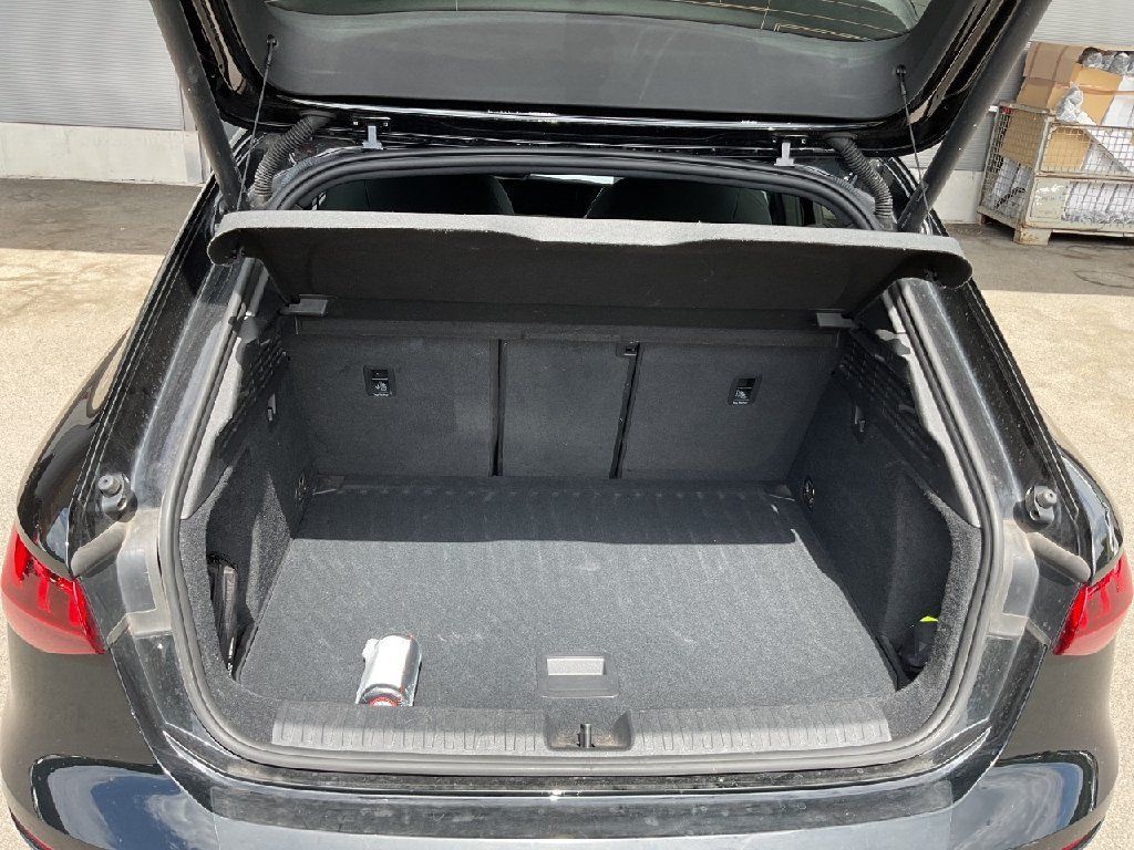 Audi A3 40 quattro  2.0 TFSI S-Line Matrix Leder ACC