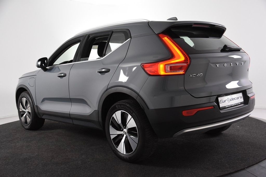 Volvo XC40 T4 Recharge Inscription - Samsaru's Car Outlet