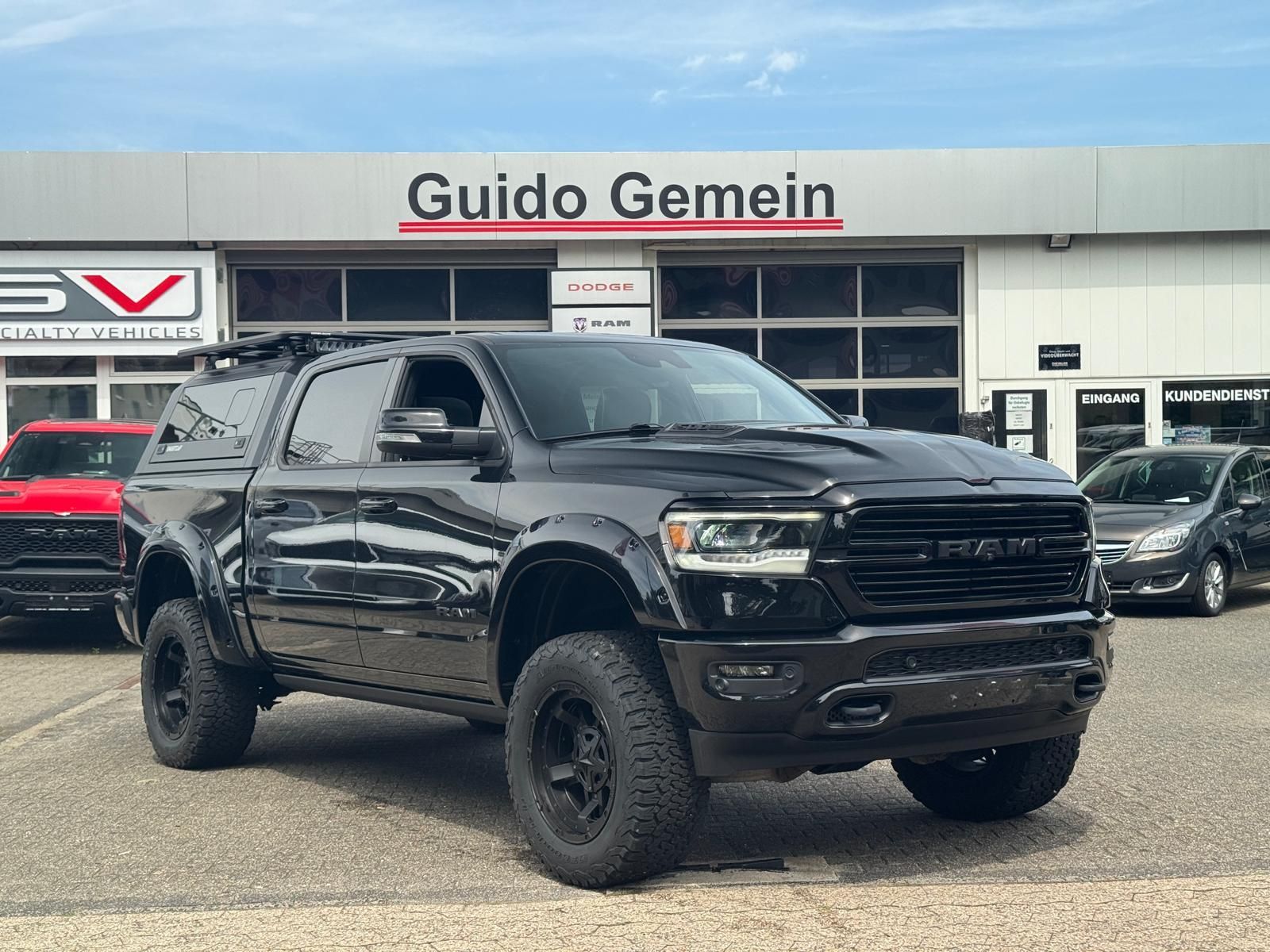 Dodge RAM 5.7 V8 Laramie Night Umbau +LPG +teilb. Heck