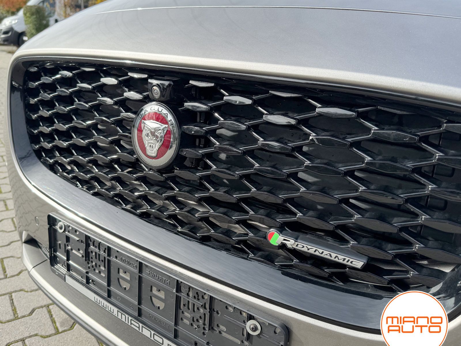 Jaguar E-PACE R-Dynamic S AWD *Mod. 2022|Pano|BlackPack