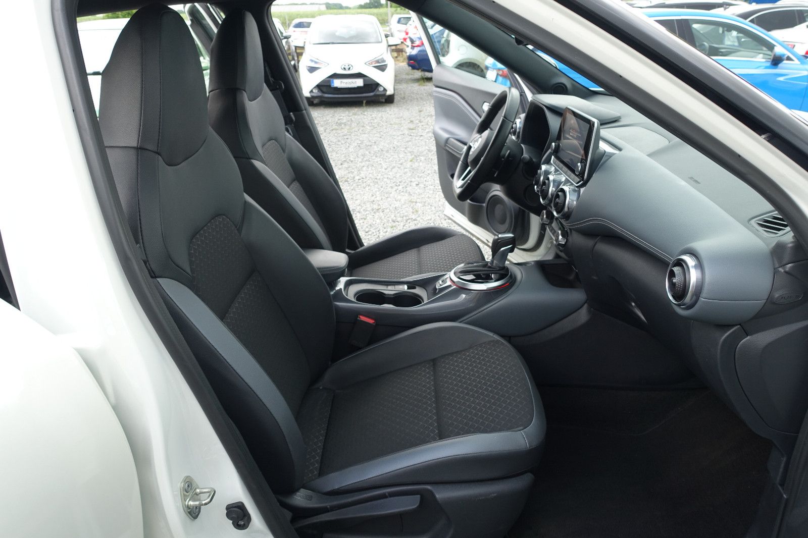 Nissan Juke 1.0 Aut. - Samsaru's Car Outlet
