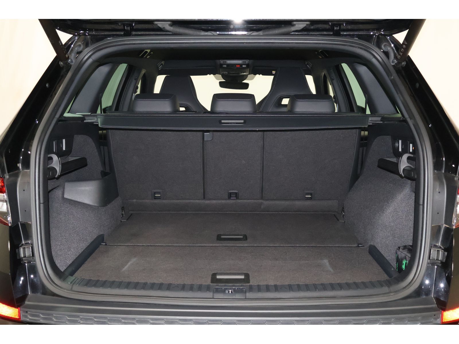Skoda Kodiaq 2.0 TDI Sportline 4x4 AHK,Matrix-LED,Spor