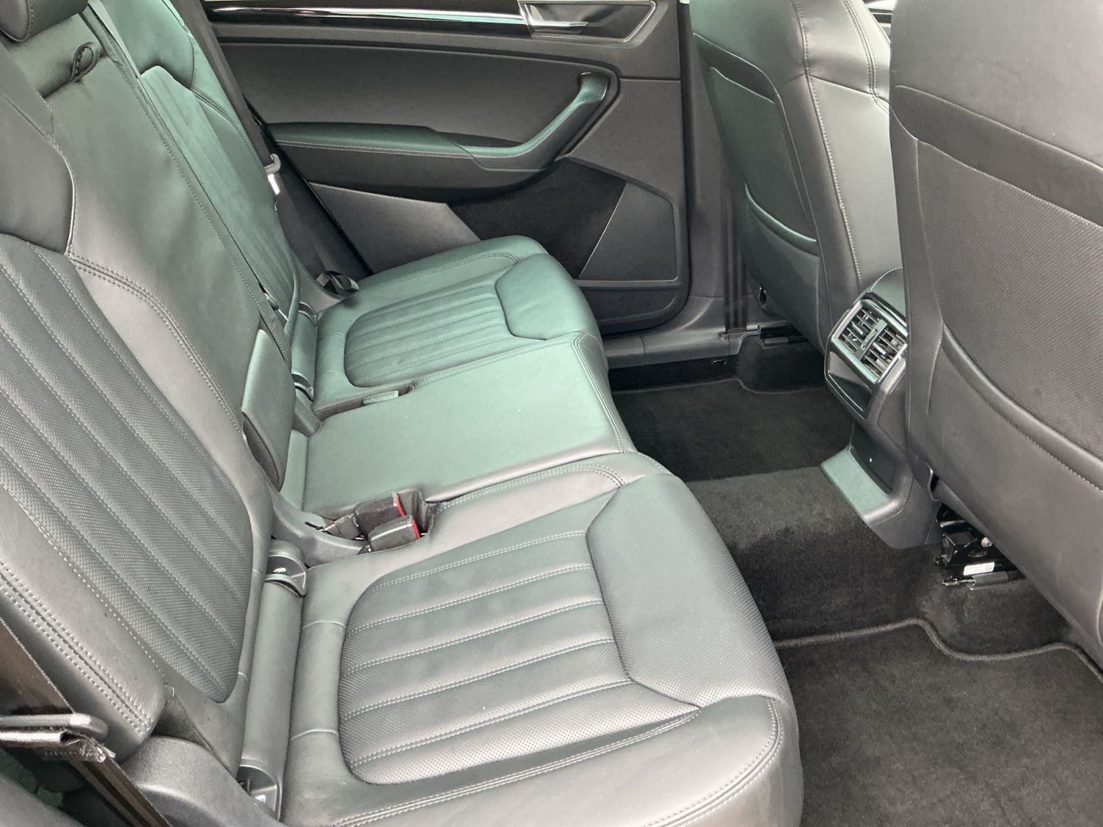 Skoda Kodiaq 2.0 TDI DSG 4x4 L&K BEAM+NAV+ACC+AHK+360°