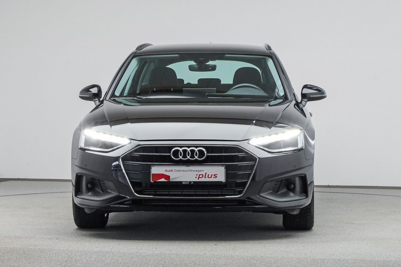 Audi A4 Avant 35 TFSI Assist Tour - Samsaru's Car Outlet