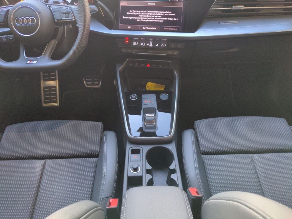 Audi A3 Sportback 40TFSIe S tronic S line LED Navi Re