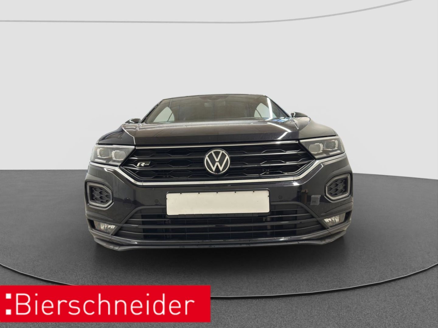 Volkswagen T-Roc 1.5 TSI DSG R-Line - Samsaru's Car Outlet