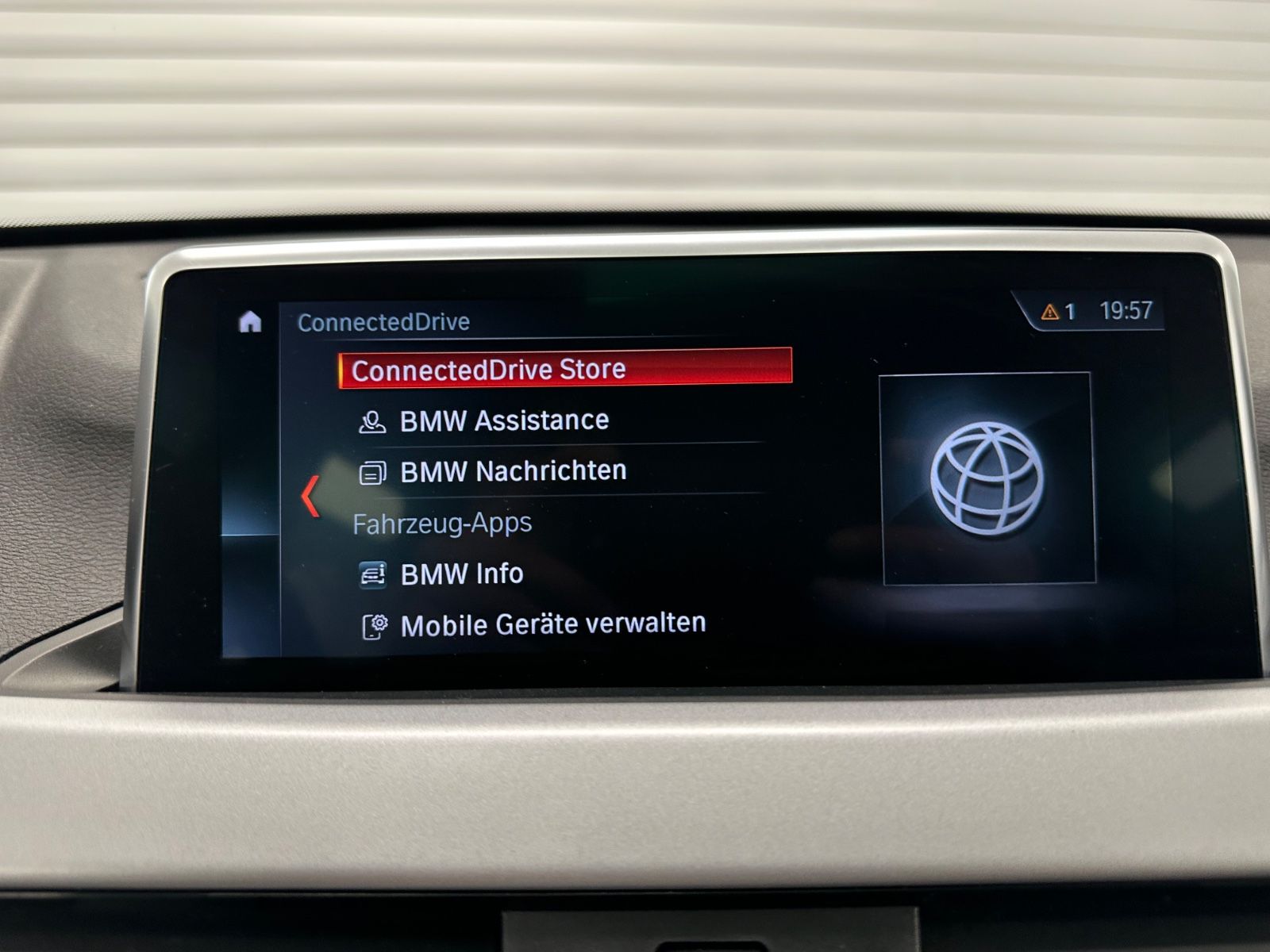 BMW X1 xDrive 25 e Hybrid - Samsaru's Car Outlet