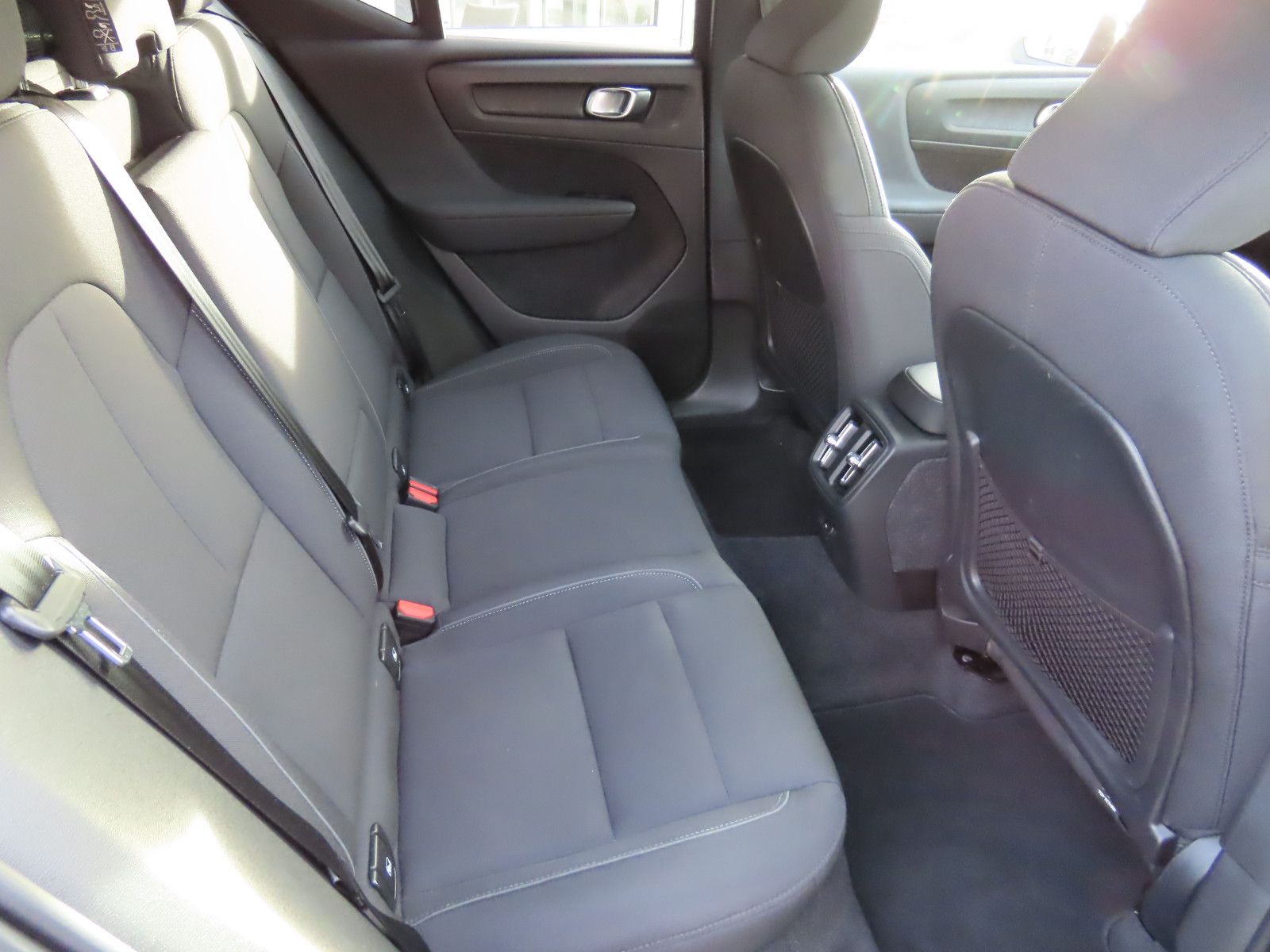 Volvo XC40 Ultimate Recharge Pure Electric 2WD