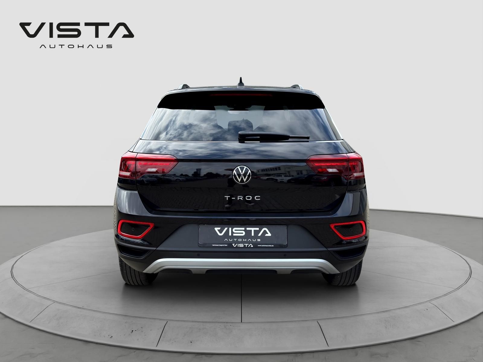 Volkswagen T-Roc Life 2.0 TDI - Samsaru's Car Outlet
