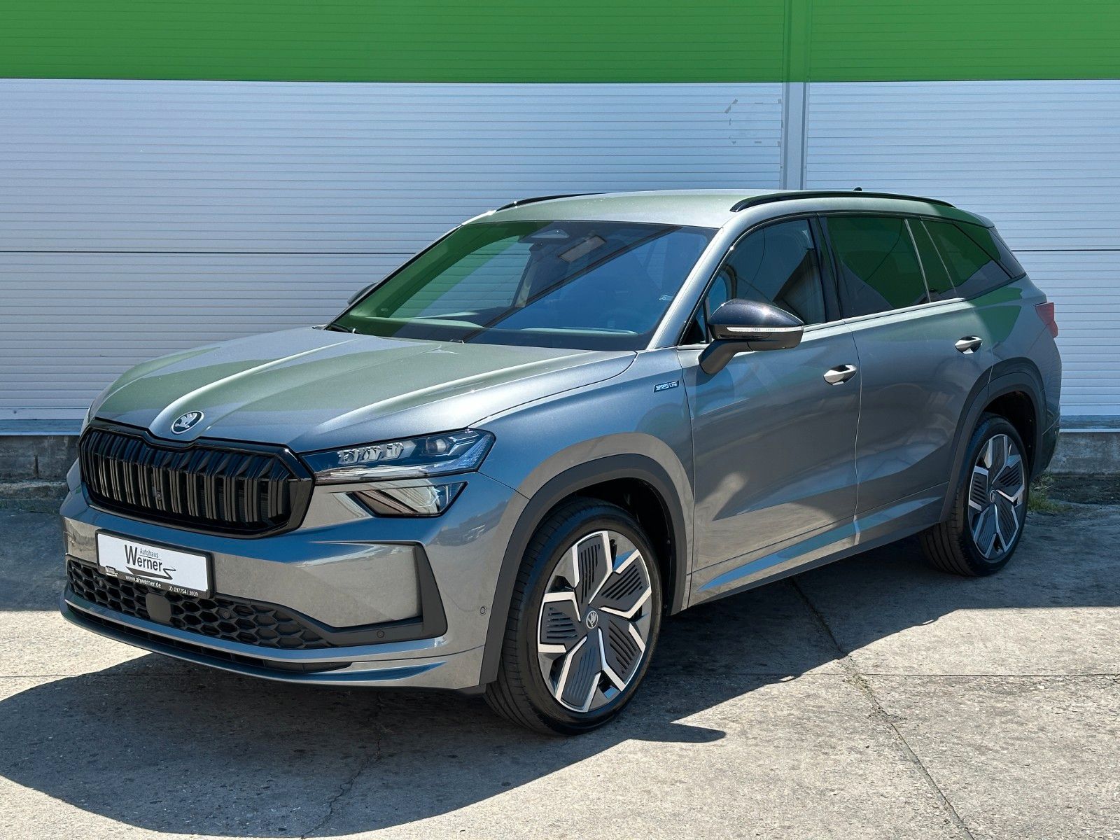 Skoda 193PS 4x4 Sportline 7-Sitze DCC+ eHK LM20"AHK