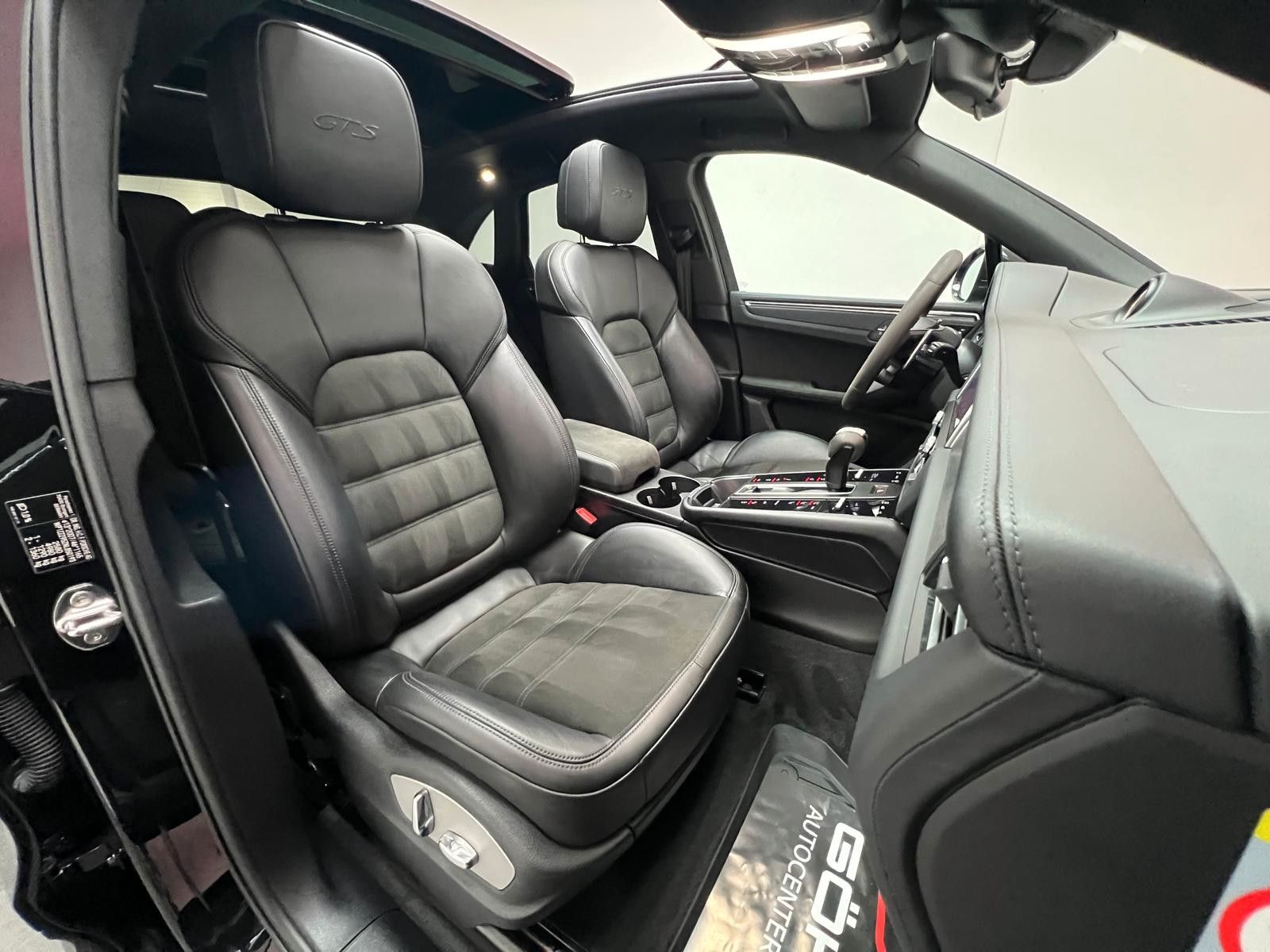 Porsche Macan GTS - Samsaru's Car Outlet