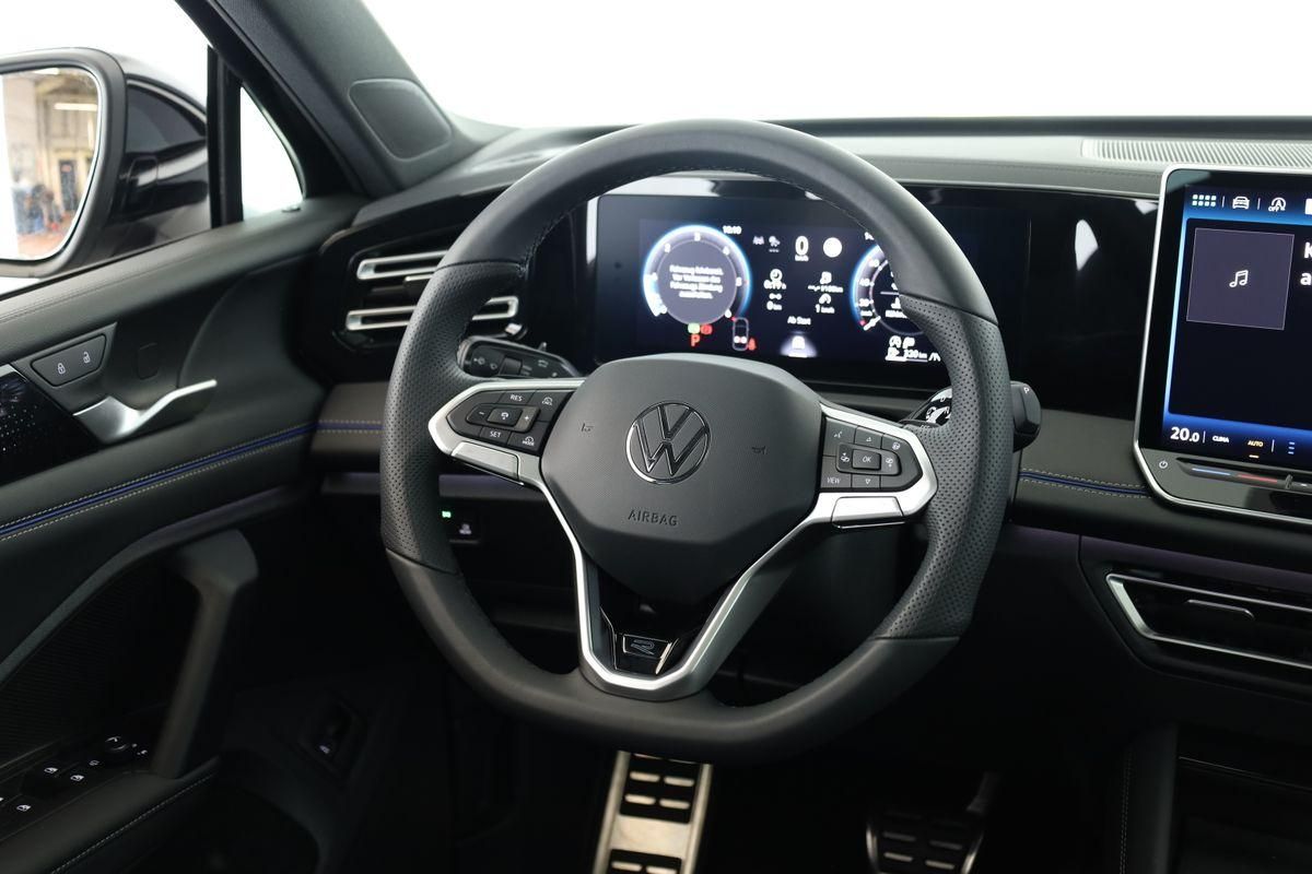 Volkswagen Tiguan 2.0 TDI 4M DSG R-Line Leder Pano Navi 360