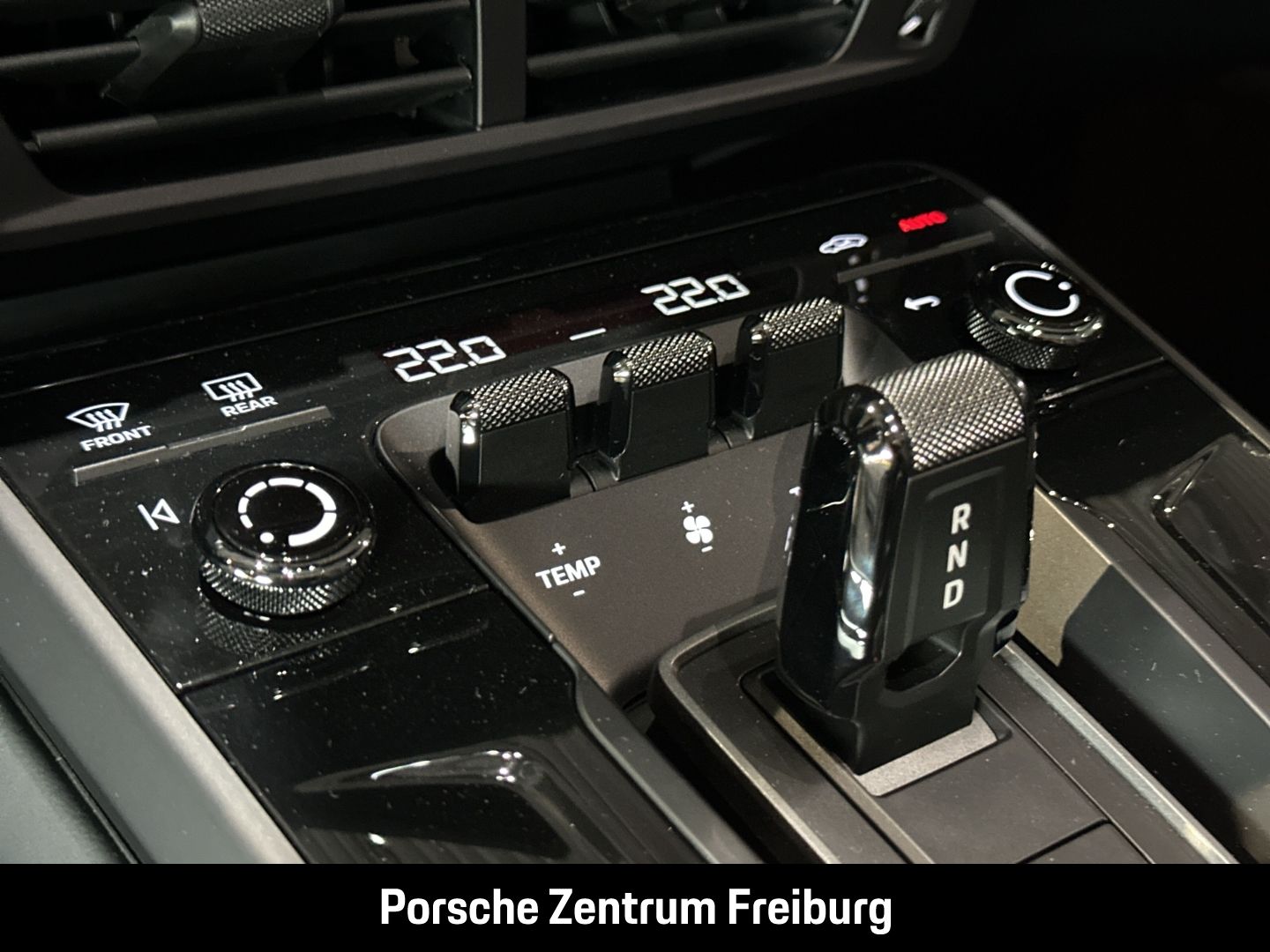 Porsche 992 911 Targa 4 GTS BOSE Sportabgasanlage LED