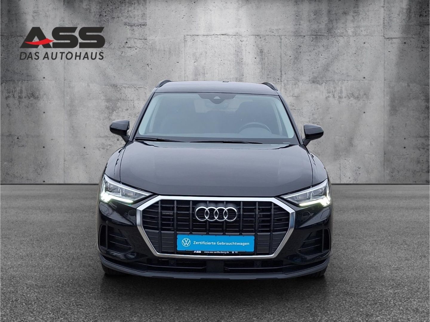 Audi Q3 40 2.0 TDI quattro - Samsaru's Car Outlet