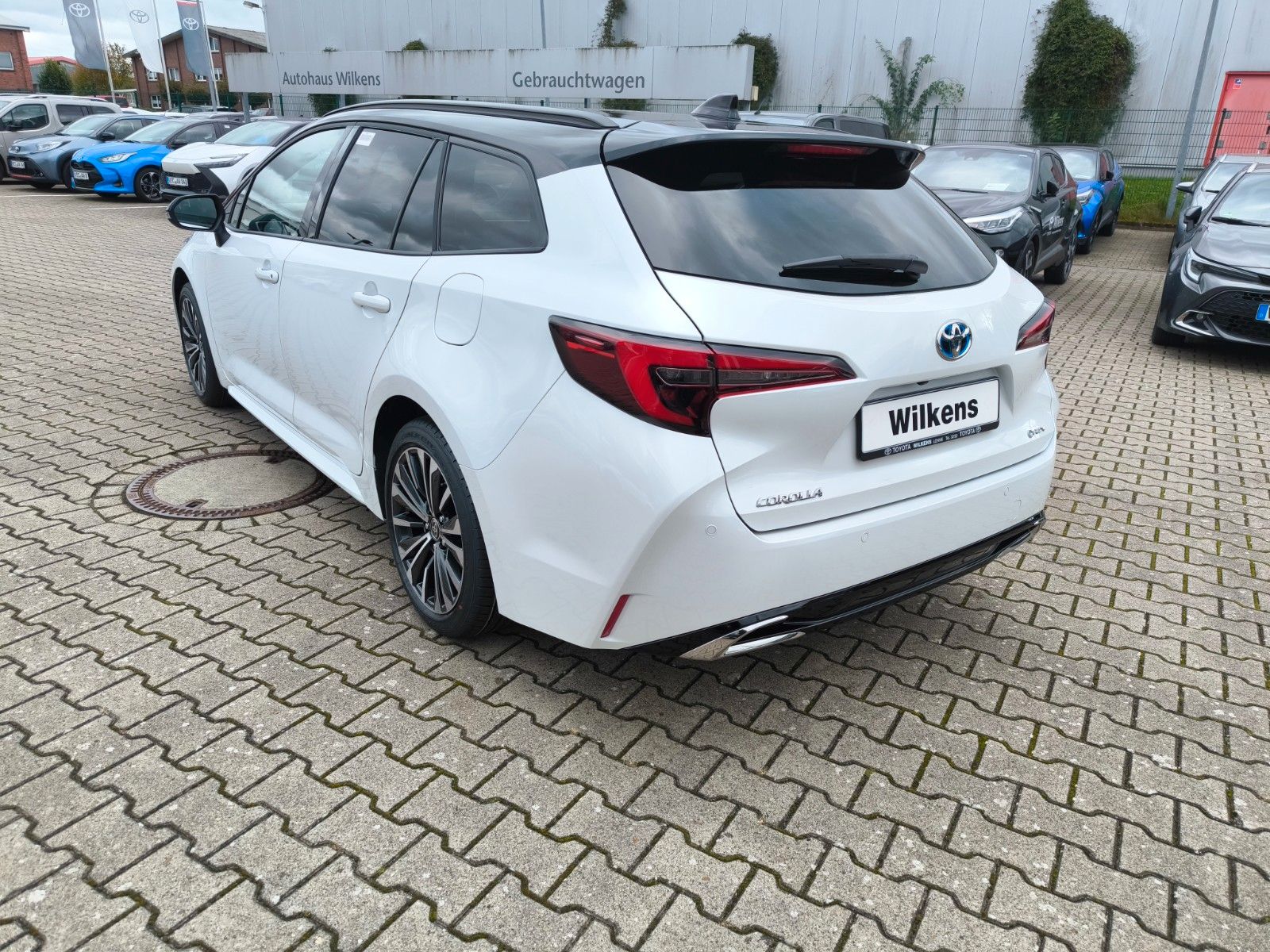 Toyota Corolla 2,0 Hybrid TS Finanzierung
