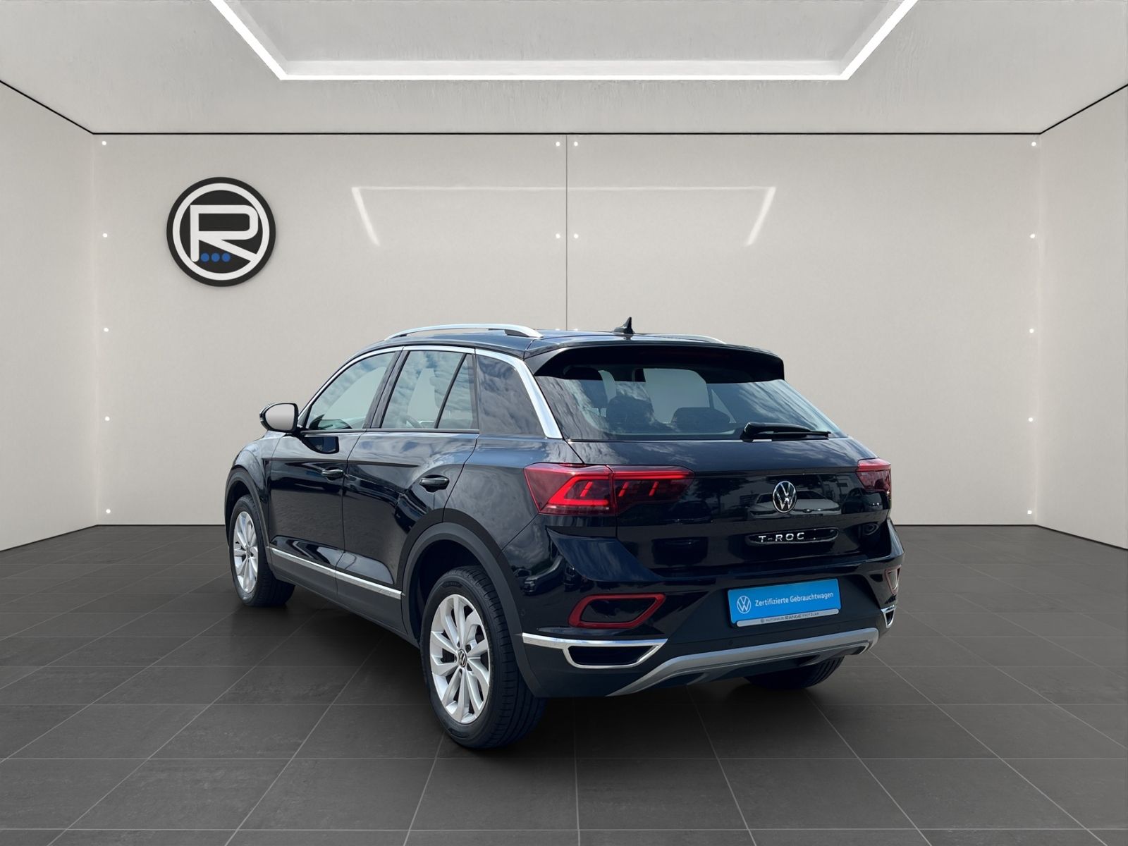 Volkswagen T-Roc 2.0 TDI Style - Samsaru's Car Outlet