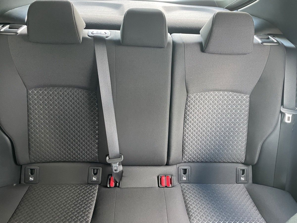 Toyota C-HR 1.8 Hybrid Comfort - Samsaru's Car Outlet