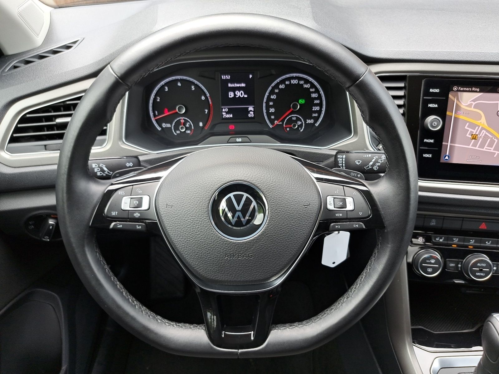 Volkswagen T-Roc Style 1.5 TSI DSG - Samsaru's Car Outlet