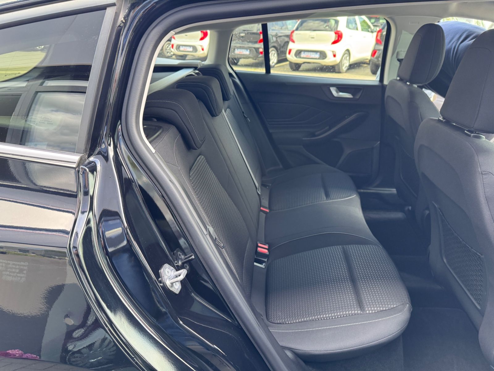 Ford Focus Turnier 1.5TDCI - Samsaru's Car Outlet
