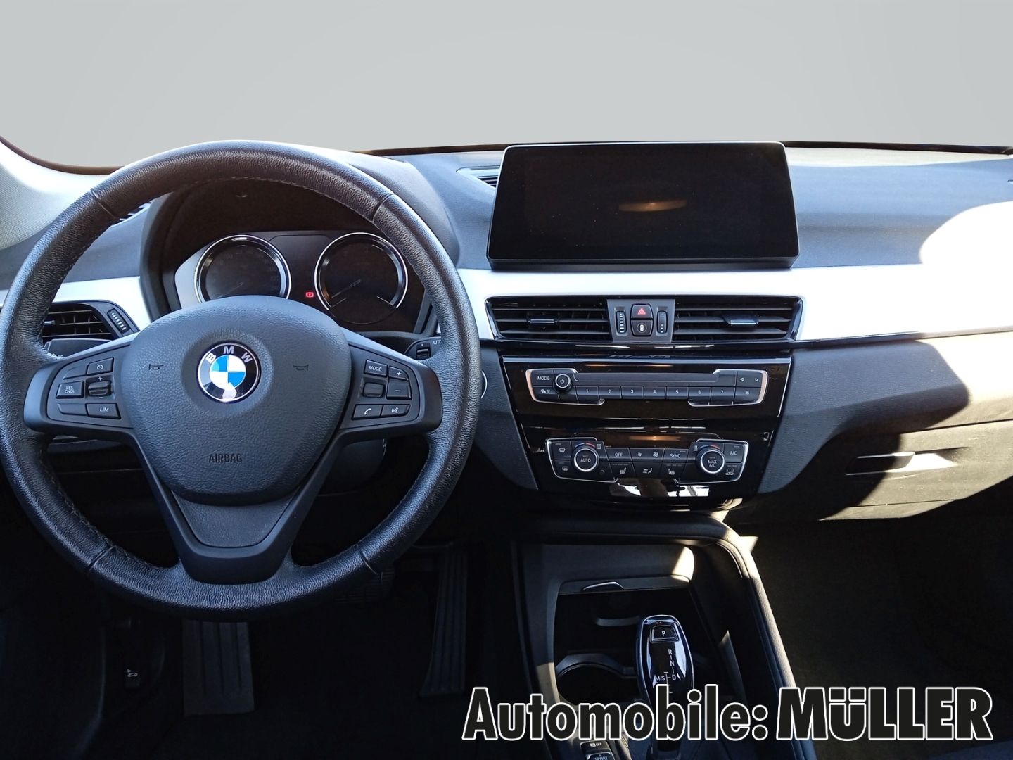 BMW X1 xDrive 20 d Advantage - Samsaru's Car Outlet