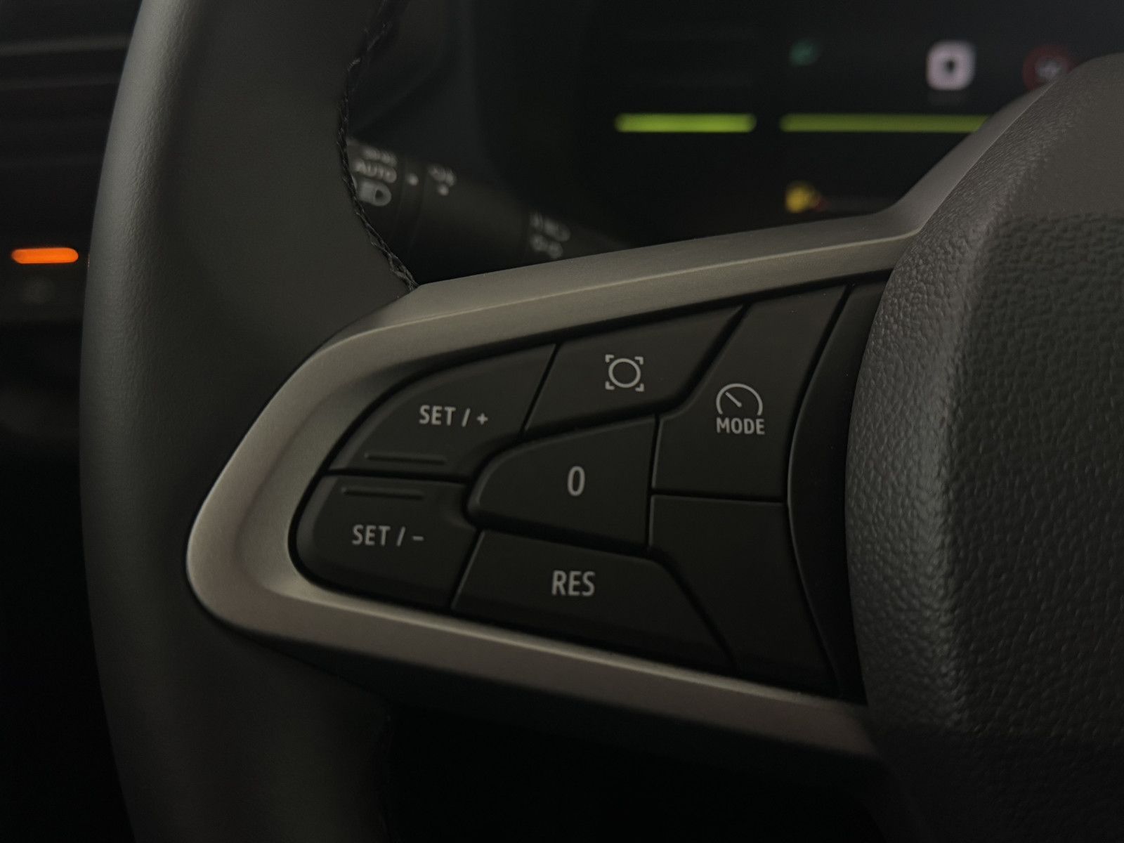 Dacia Duster III TCe 130 EXPRESSION 4x4 - Samsaru's Car Outlet