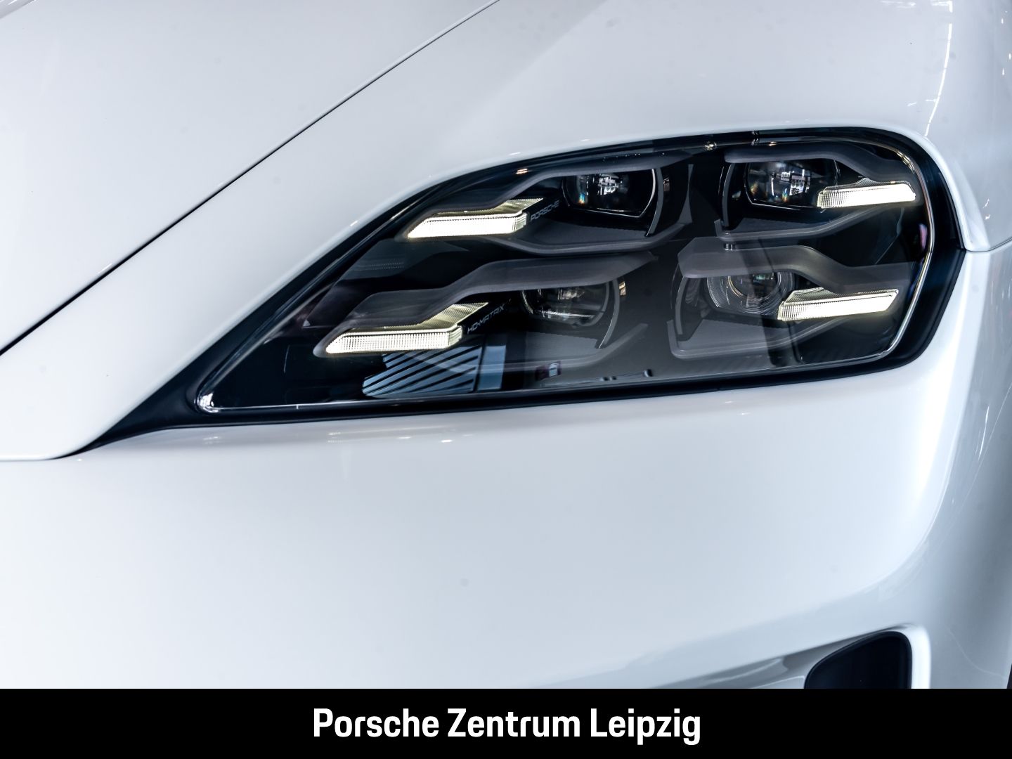 Porsche Taycan 4 SportDesign HD-Matrix ACC Pepita 21Zoll