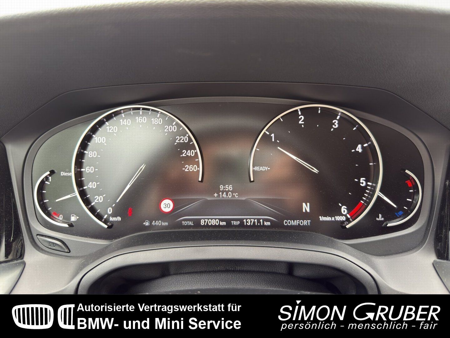 BMW 318 d touring Sport Line - Samsaru's Car Outlet