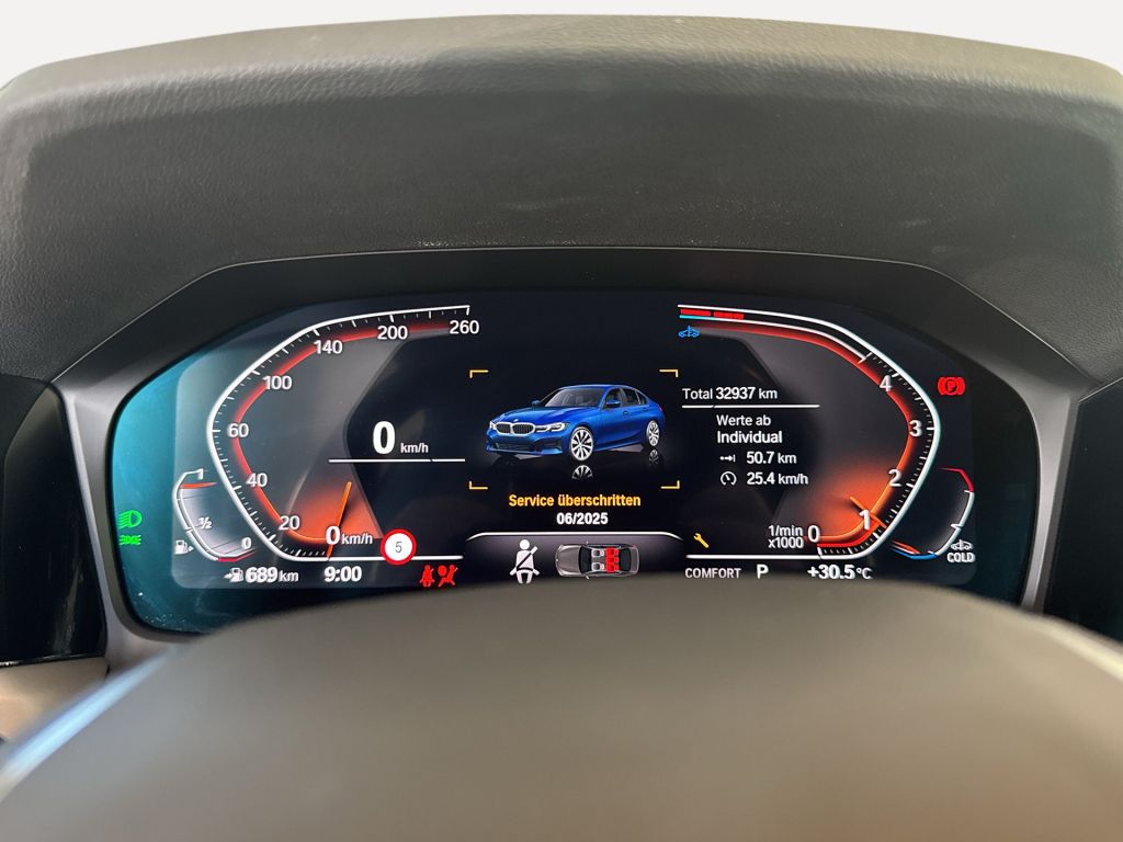 BMW 320i Aut. Advantage - Samsaru's Car Outlet