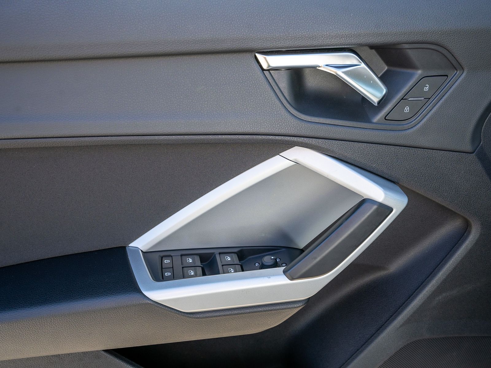 Audi Q3 Sportback 40TDI quattro - Samsaru's Car Outlet