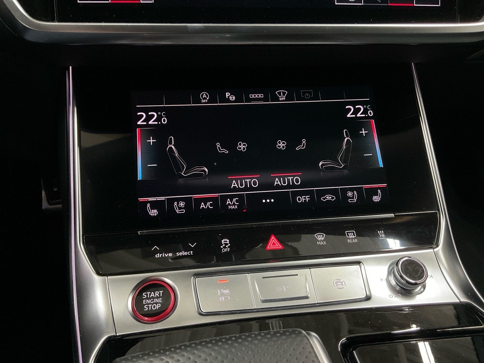 Audi RS6 Avant 4.0TFSI 600PS NP.171 22 .DYNAMIK+305km