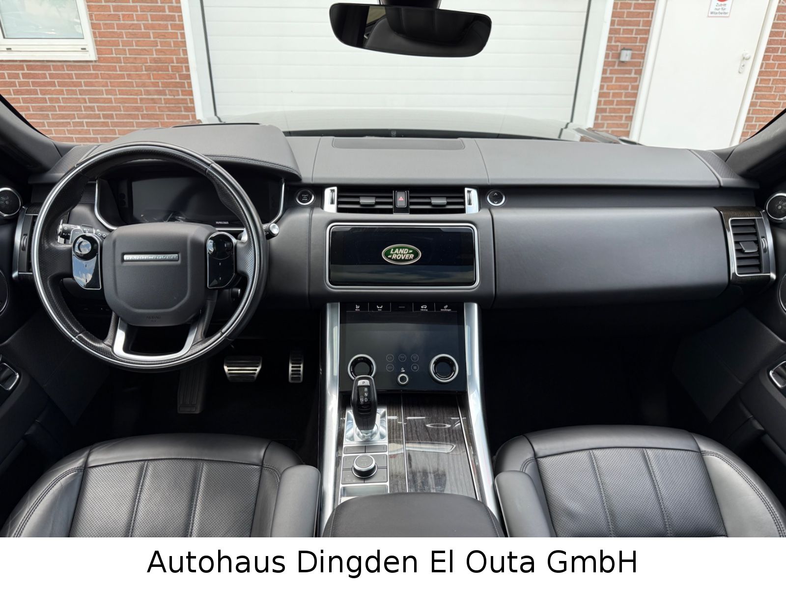 Range Rover Sport HSE 3.0 SDV6 Dynamic - Samsaru's Car Outlet