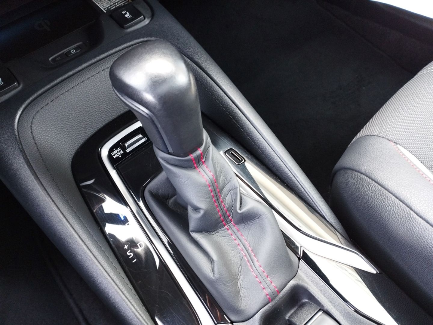 Toyota Corolla Touring Sports Hybrid GR Sport - Samsaru's Car Outlet