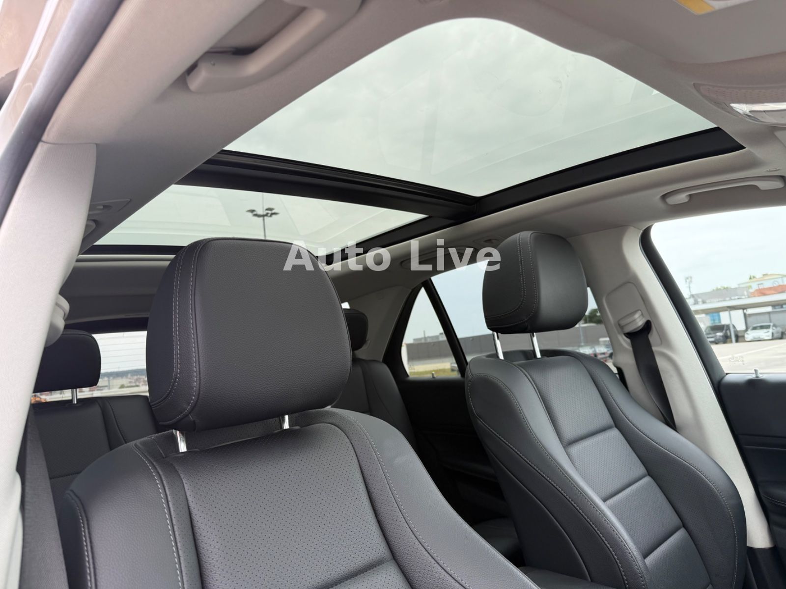Mercedes-Benz GLE 350 de *4M*PANO*WIDESCREEN*BURMESTER*AHK*360