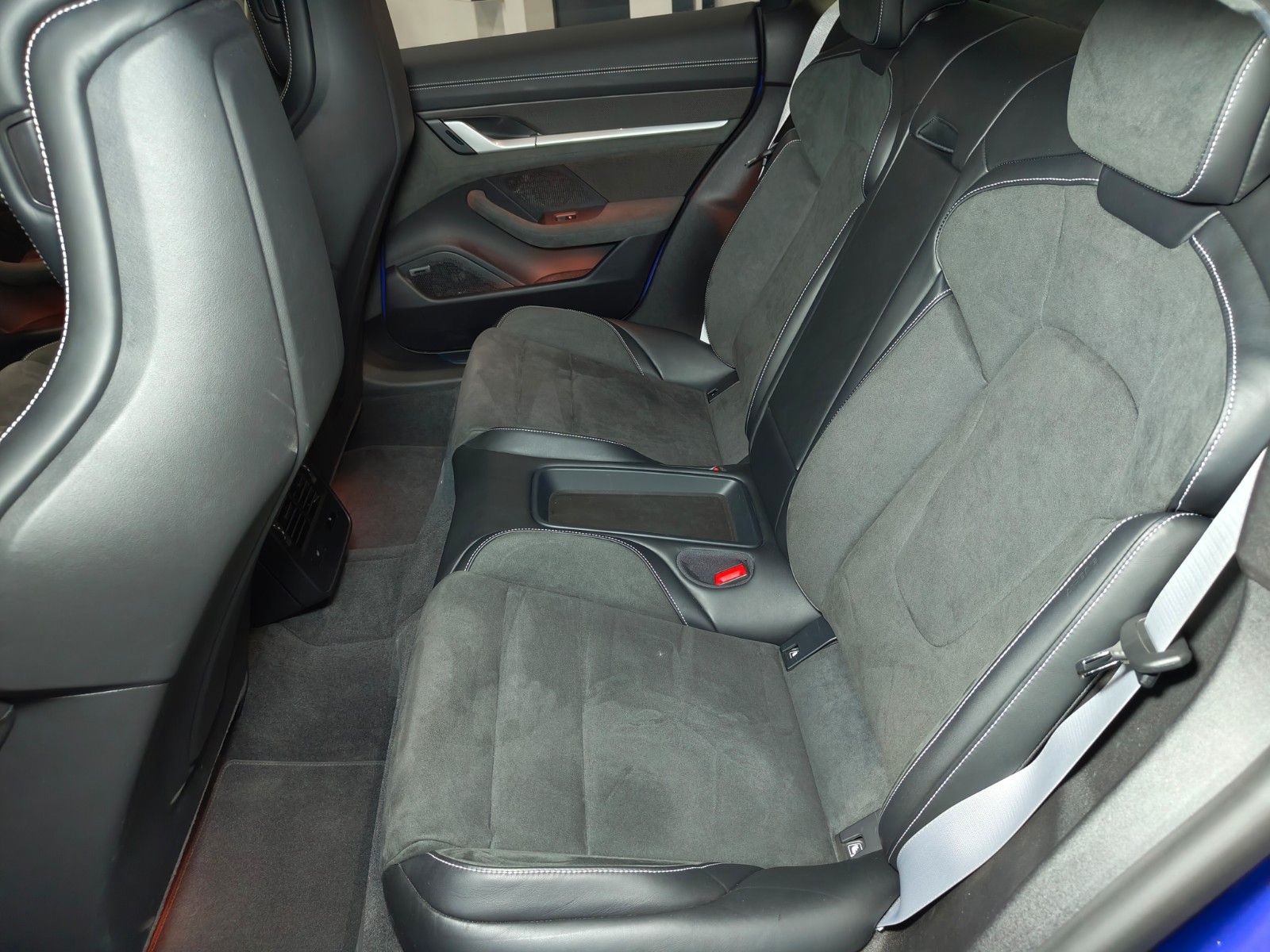Porsche Taycan Turbo GT Inno-Drive Matrix-LED 4-Sitzer