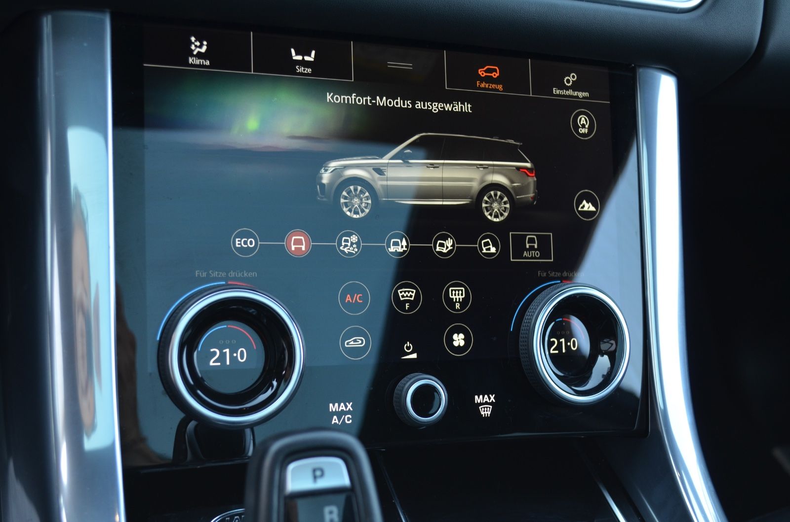 Range Rover Sport HSE Dynamic Stealth - Samsaru's Car Outlet