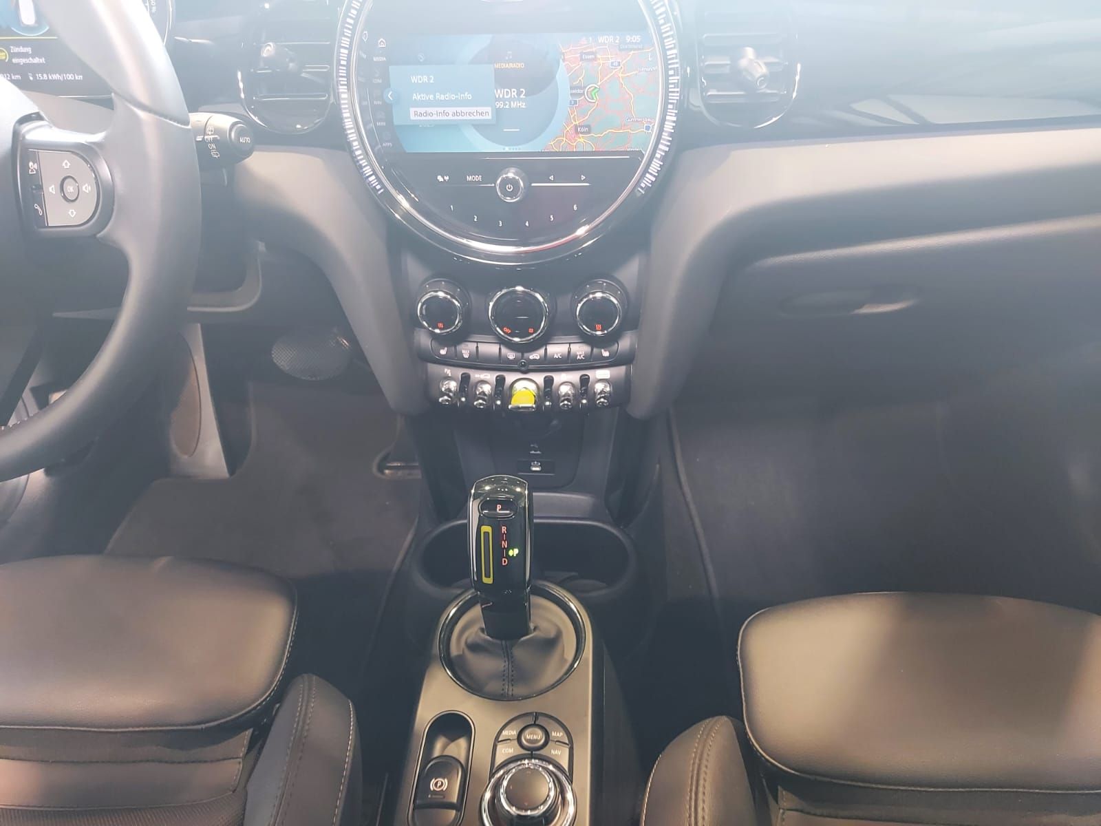 MINI Cooper SE Classic - Samsaru's Car Outlet